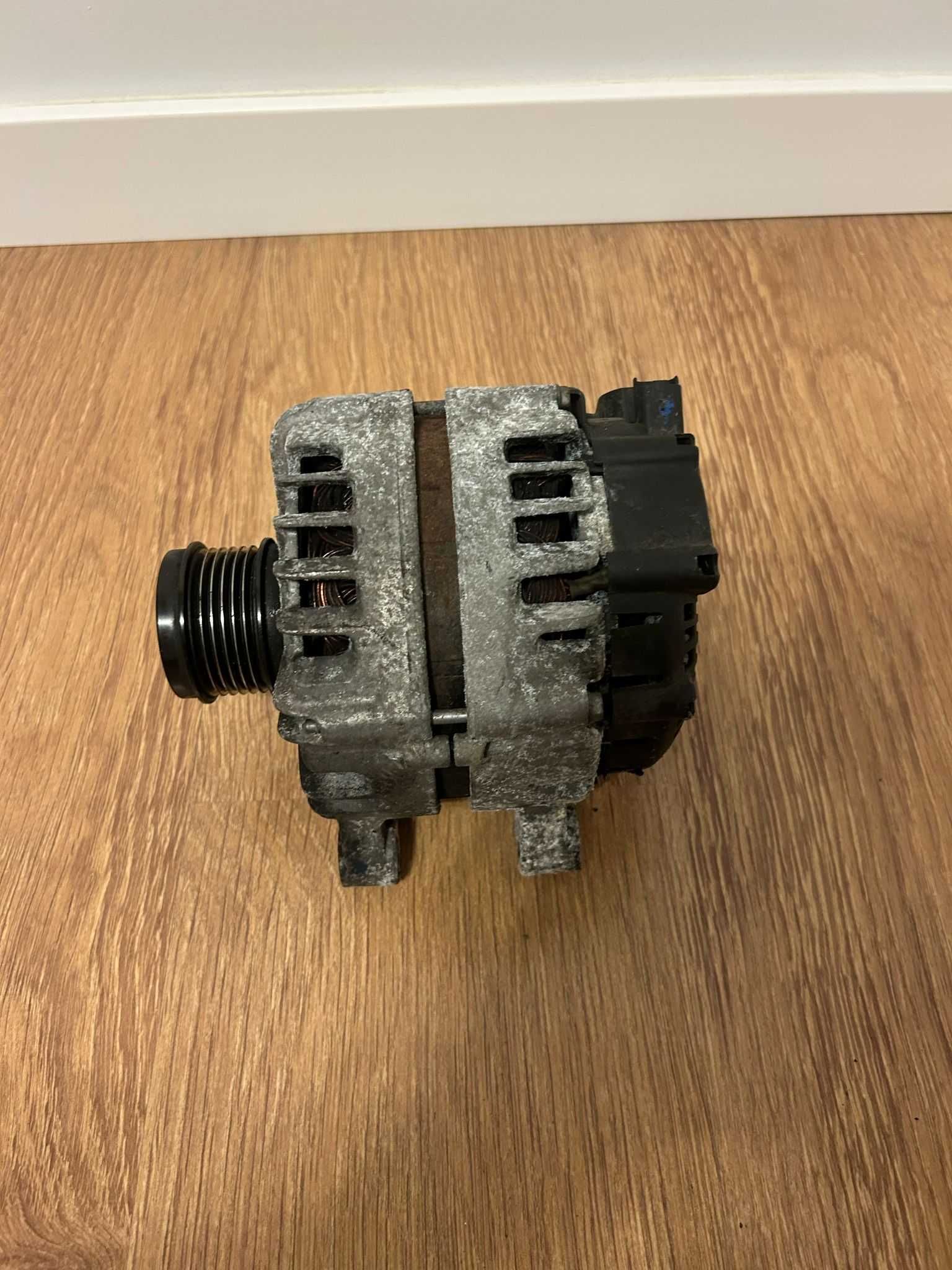 Alternator 1.6 BlueHDI Peugeot Citroen C4 Picasso II 98105.25380