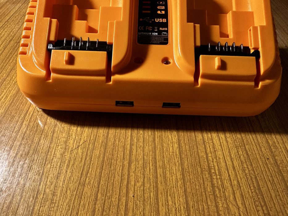 Зарядное зарядка для аккамуляторов dewalt dcb 102 12-20v