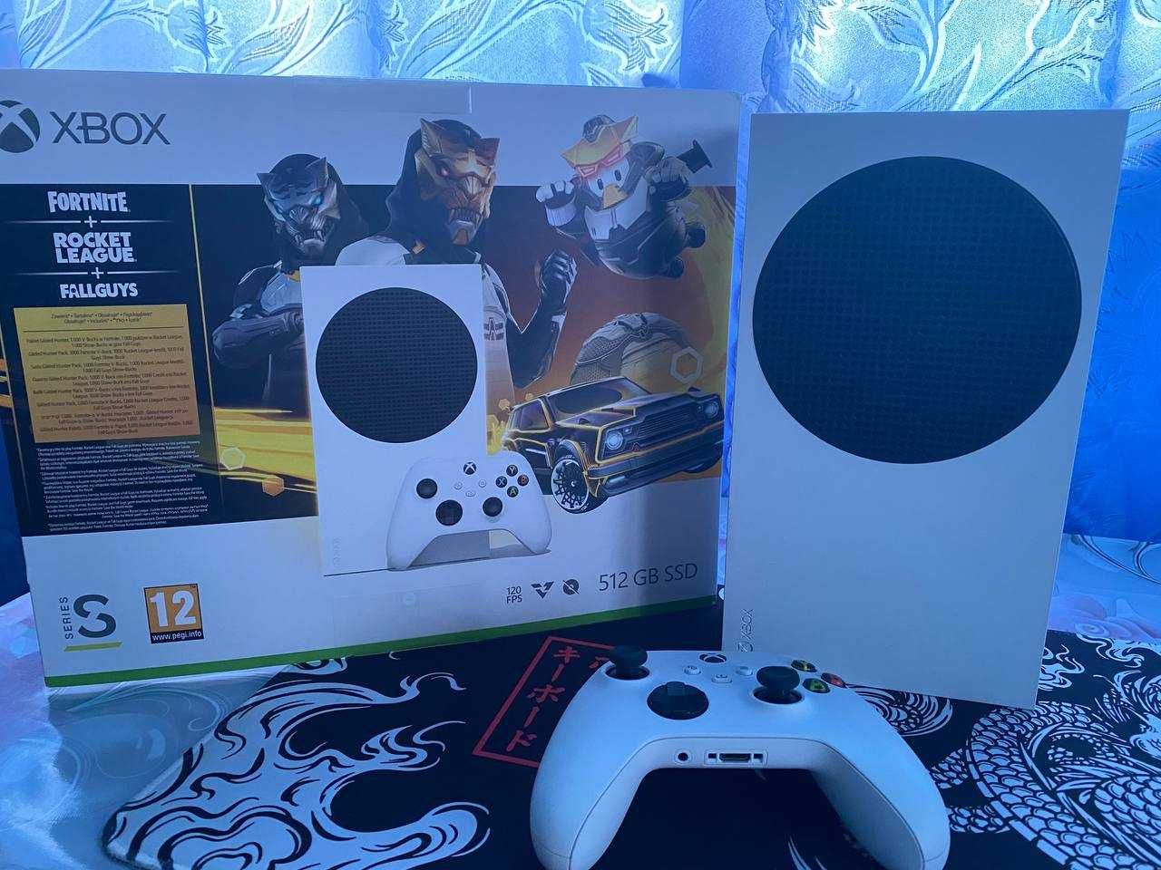 Ігрова консоль Microsoft Xbox Series S 512GB Gilded Hunter Bundle