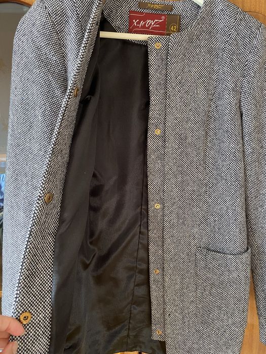 Легке демесезонне пальто