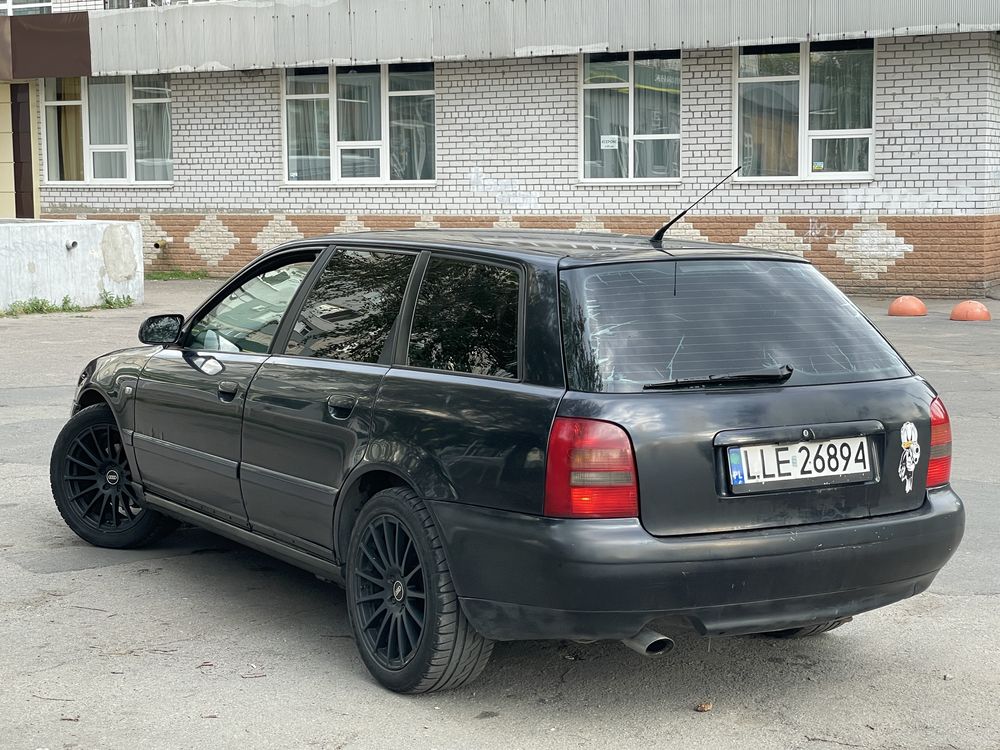 Продам Audi A4,в отличном техническом состонии