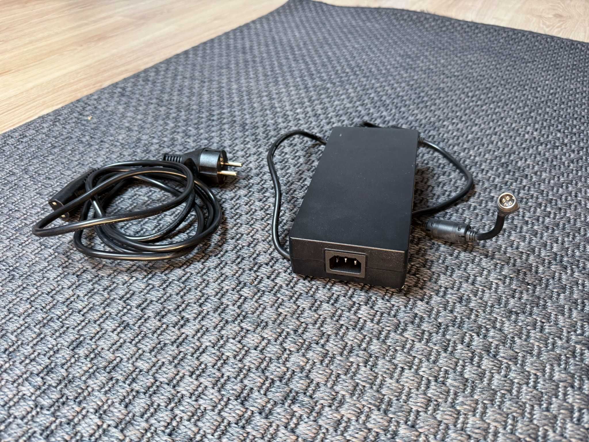 Kompaktowy Mini PC i7-12700H 32GB DDR5 GTX 1660 Super 2TB SSD Win 11