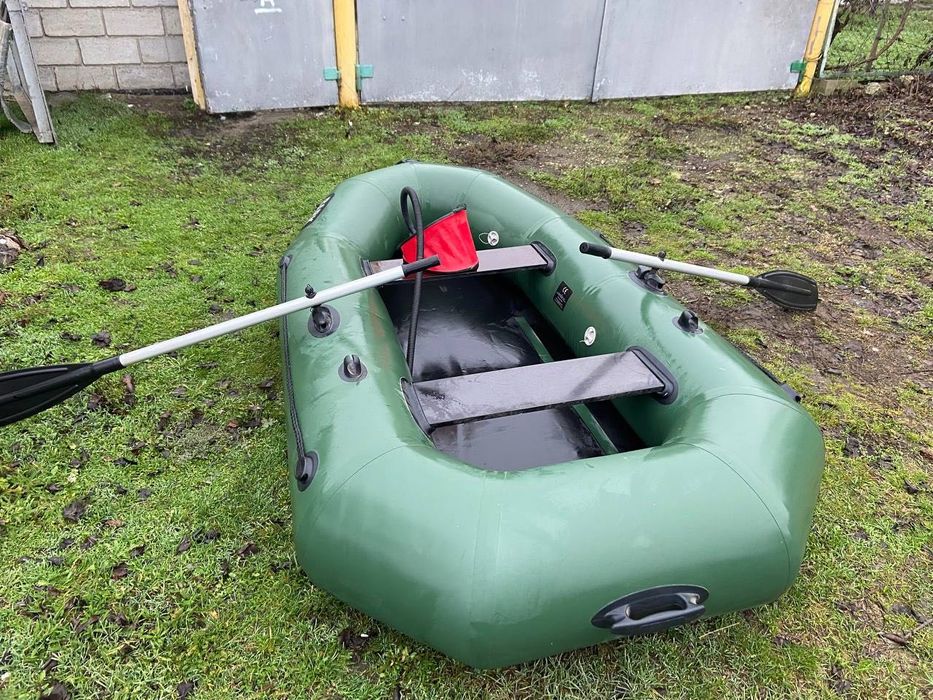 Продам лодку BARK