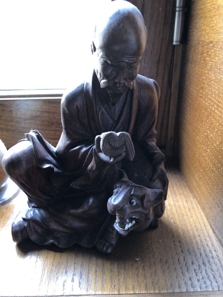 Asia. Escultura
