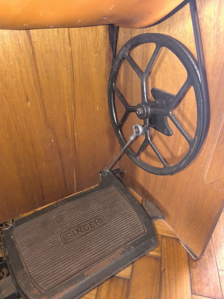 Maquina de costura antiga