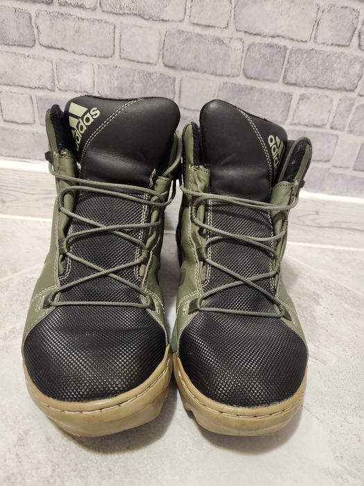 Зимові кроси Adidas