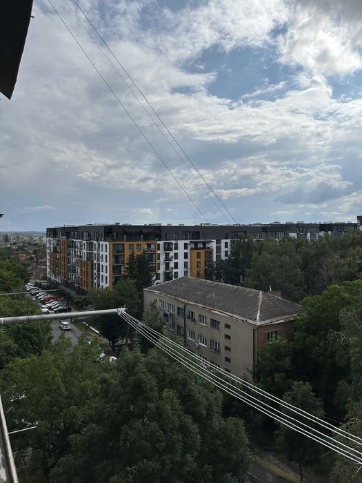 4к квартира, р-н Медичного Університету, ремонт, цегла