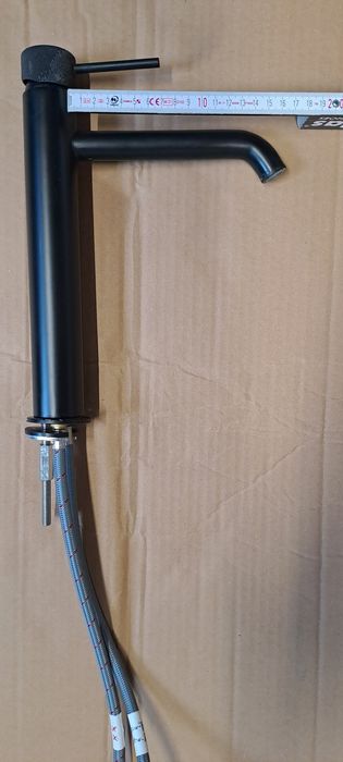 Bateria umywalkowa czarna