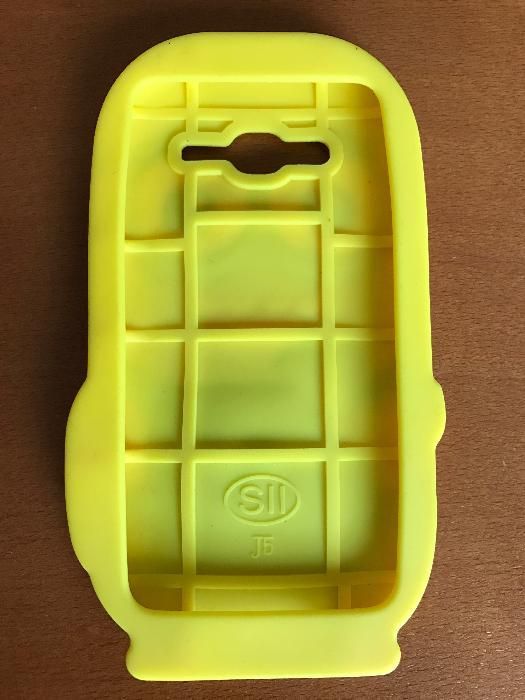 Capa em Silicone Minion+capa transparente dourada para Samsung J5 201