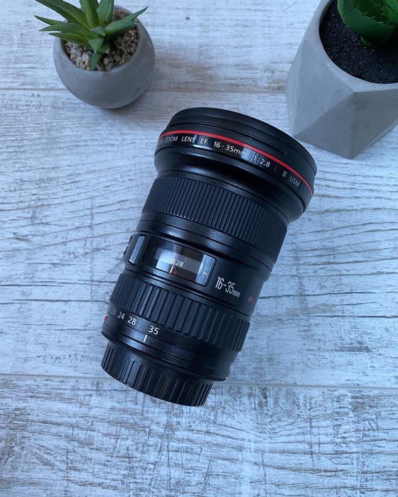 Canon EF 16-35mm f/2.8L II USM