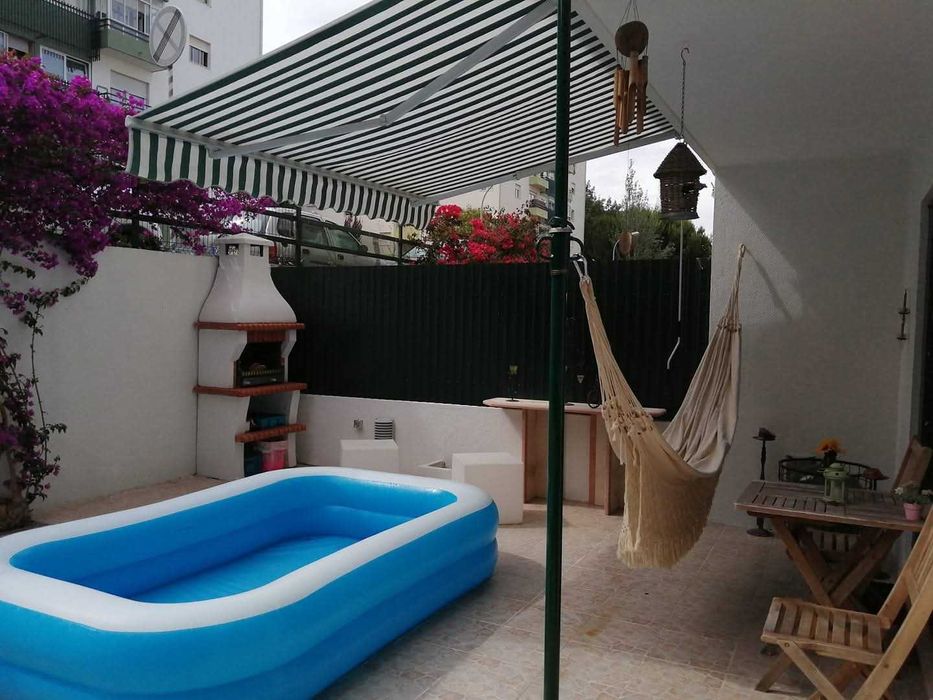 T2 com terraço em ótima zona de Paço de Arcos