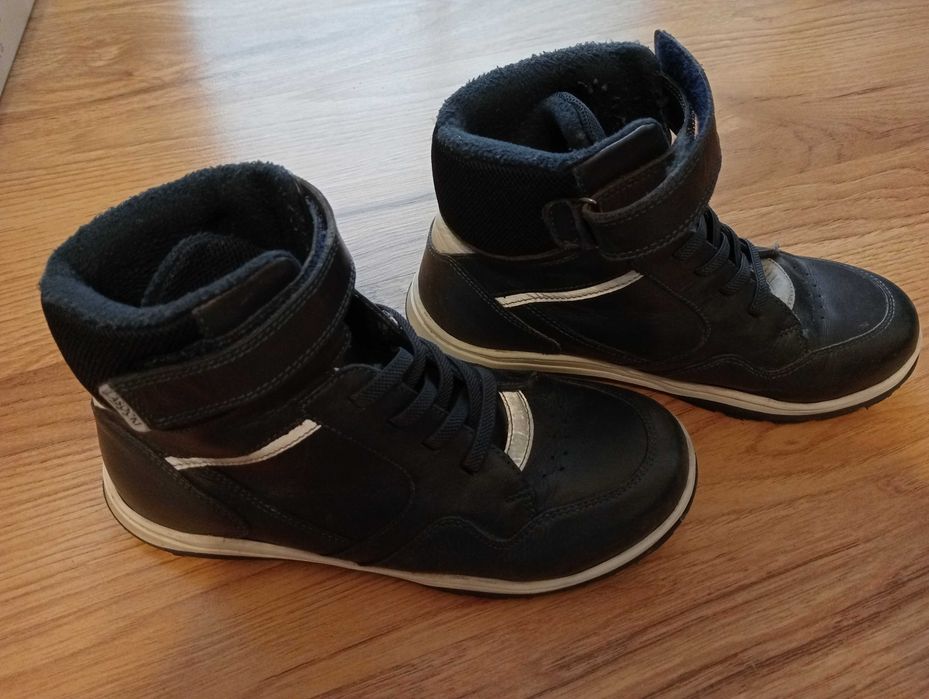 Buty zimowe skórzane chłopięce