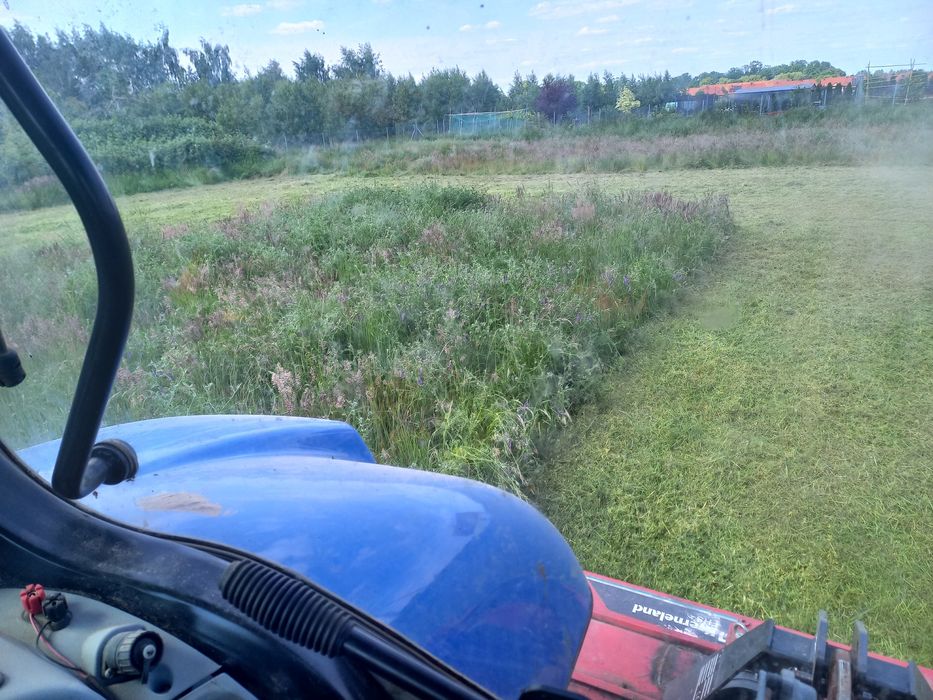 Usługi rolnicze koszenie ugorów działek budowlanych transport kryszyw