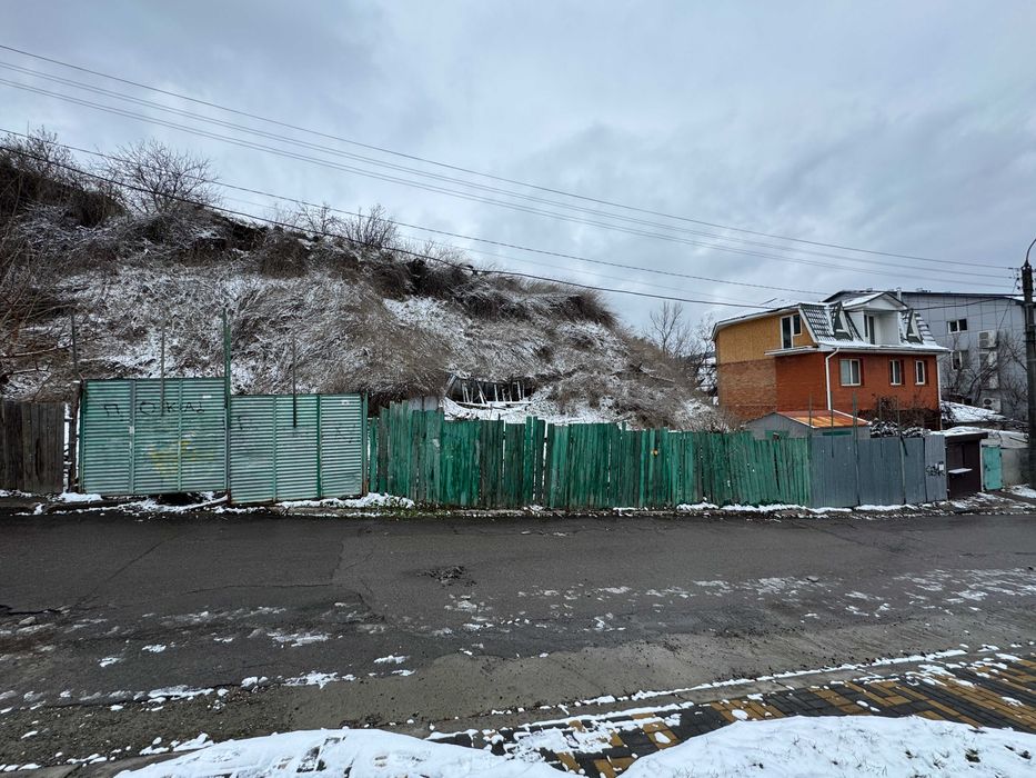 Земельна ділянка з власною ТП, спуск Дружби Народів