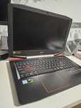 Acer aspire vx 15 i7 7700, 1050ti 16gb ram Win 10