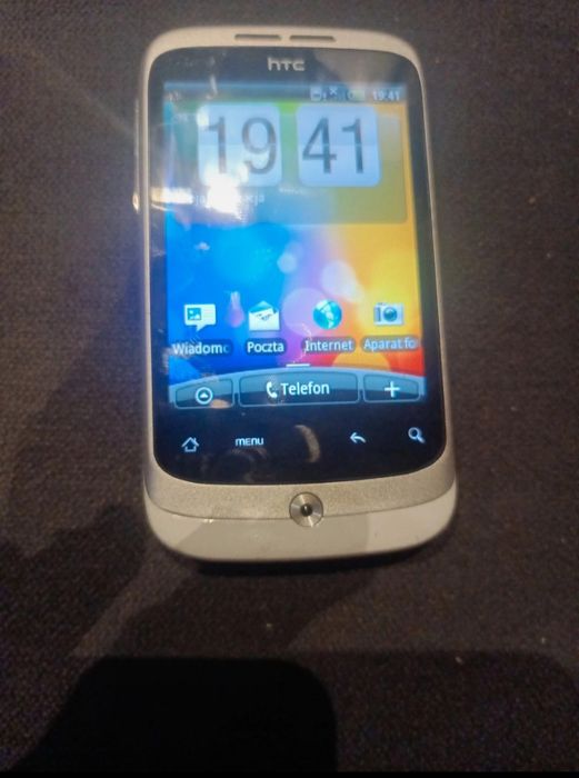 telefon komórkowy htc