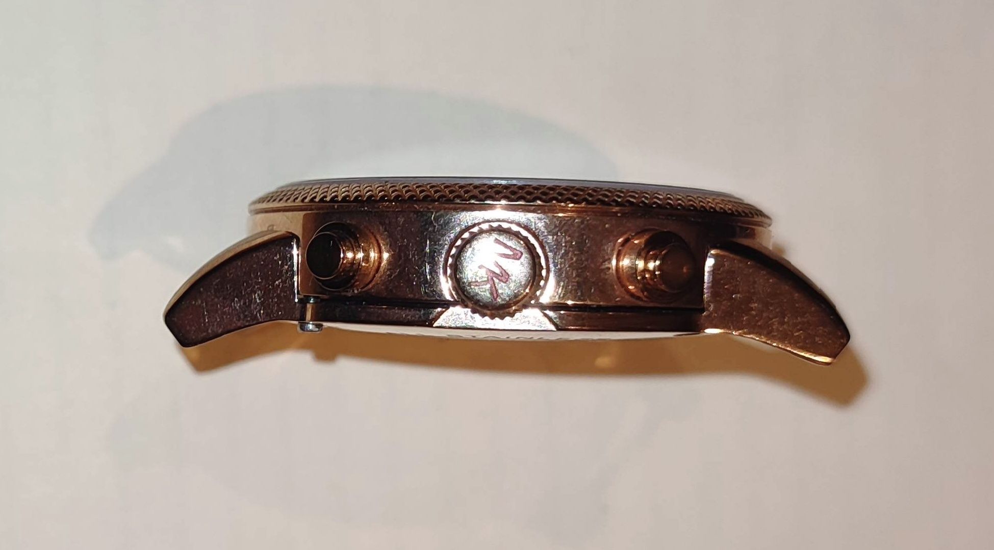 Часи Michael Kors