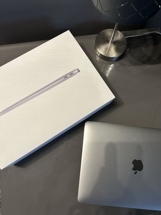 MacBook Air M1 16 GB RAM 256 GB SSD