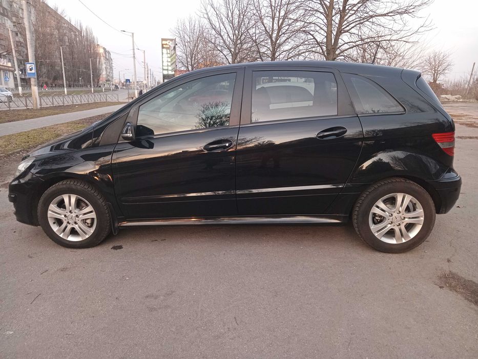 Mercedes b180 2011г. 2л.дизель Мерседес