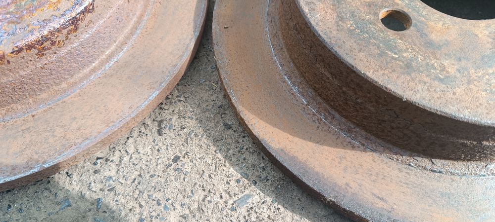 Продам задні тормозні диски Мерседес МЛ, W163