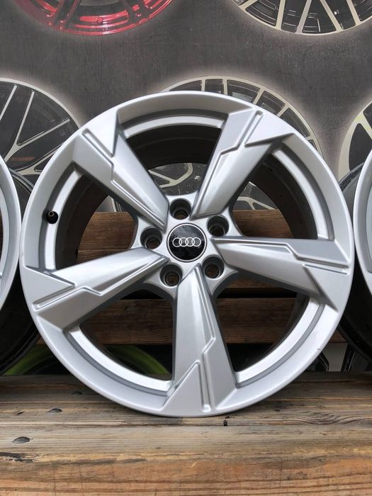 777 Оригинальные диски R18 5/112 Audi A6 A4 A3 Q5 Q3 VW Skoda