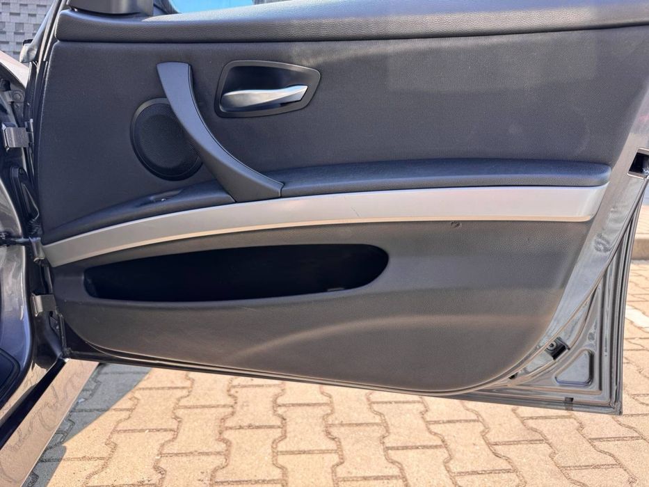 BMW E90 2.0 бензин ,