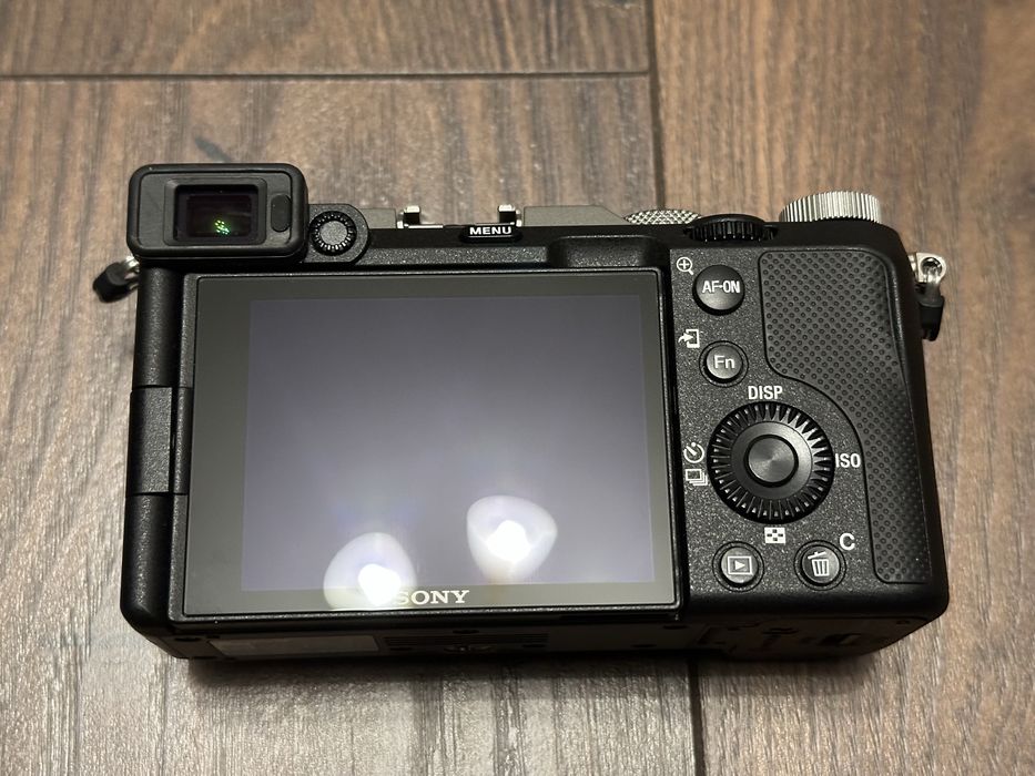 Sony A7C в ідеальному стані (пробіг 5000)