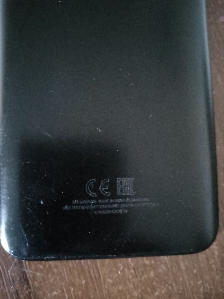Samsung sm-j600f/ds