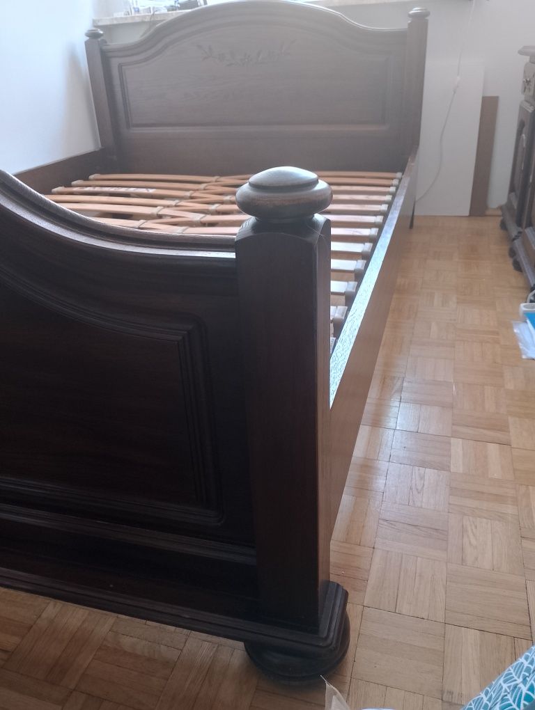Nowa cena! Dębowe łóżko plus 2 szafki