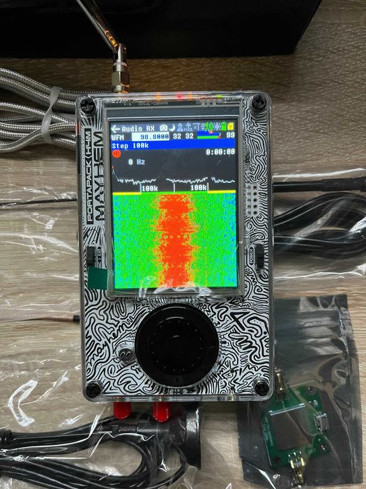 NOWY najnowszy HackRF One PortaPack H4M Mayhem odbiornik radio slim