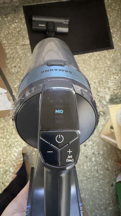 Aspirador vertical Samsung jet 75E