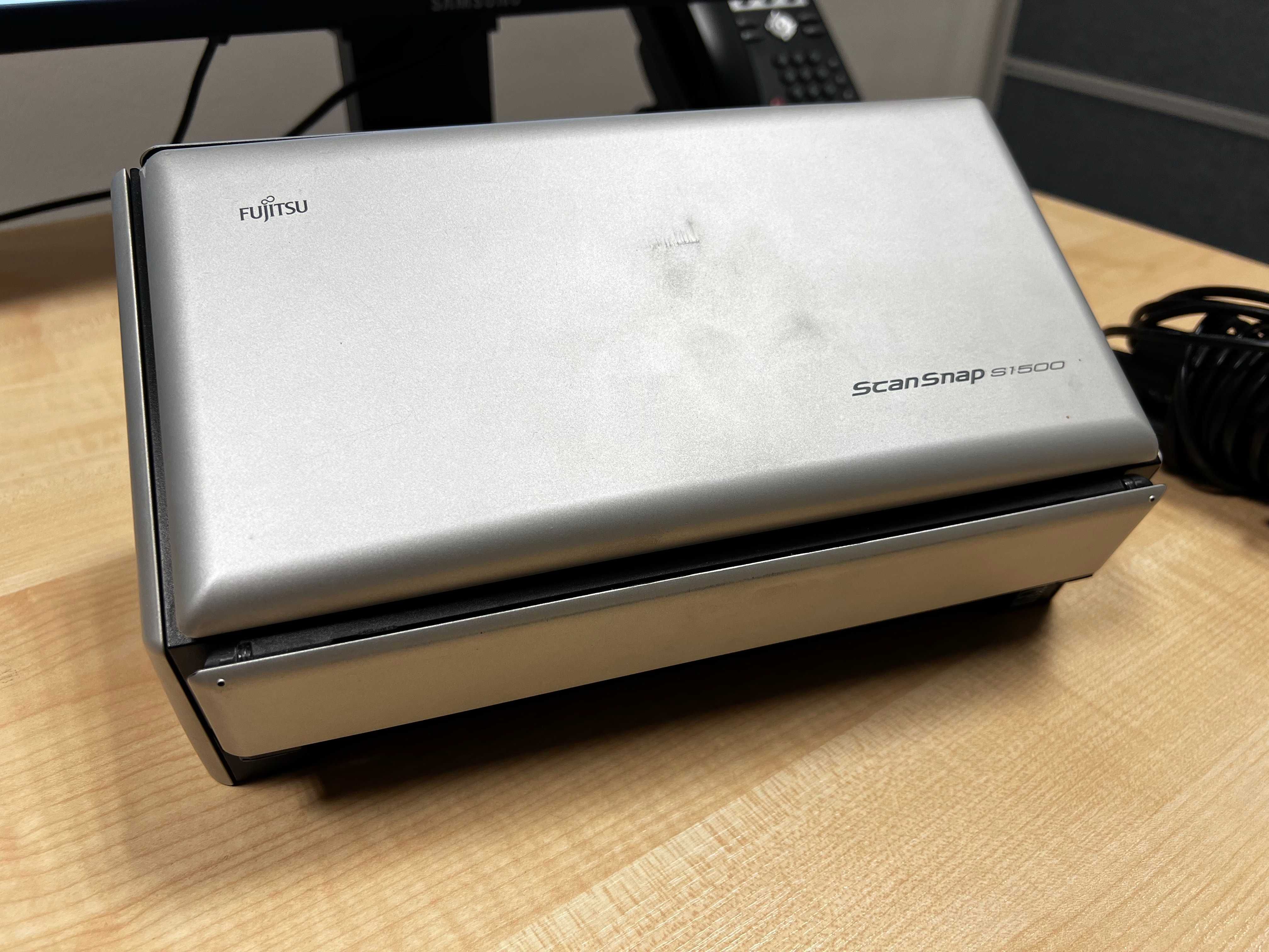Profesjonalny Skaner Fujitsu ScanSnap S1500