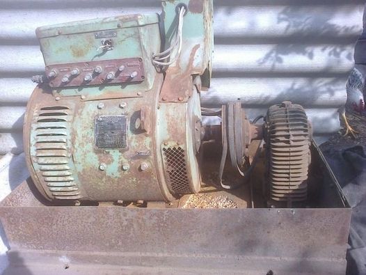 Генератор для  зварювання  ГД - 304 УЗ  з  редуктором та шківом