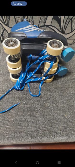 Vendo patins como novo