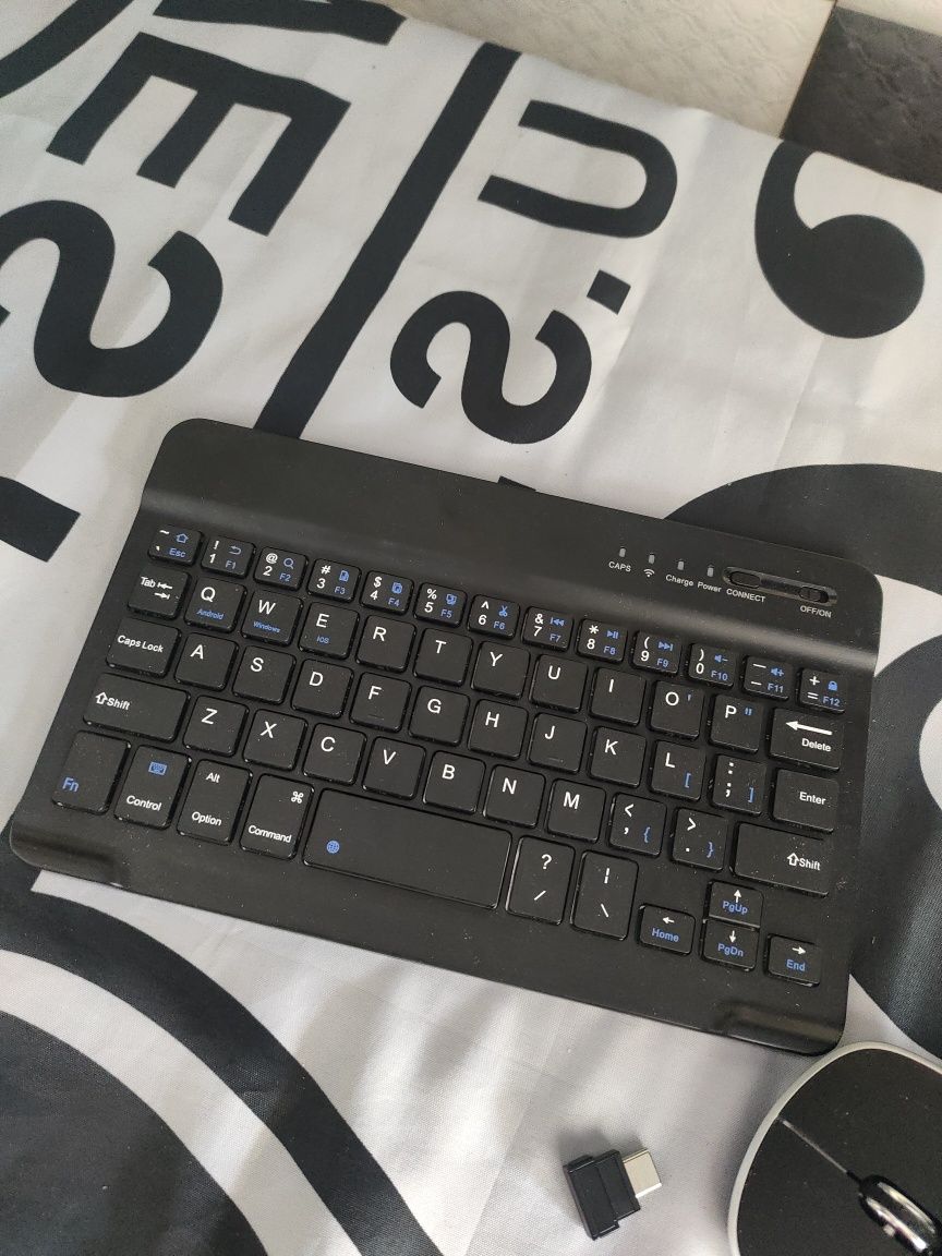 Klawiatura i myszka bezprzewodowa do tableta