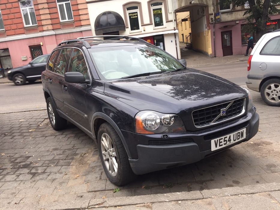 Разборка Volvo XC90 на запчасти