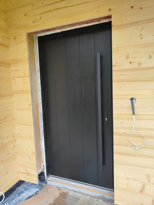 drzwi zewnętrzne drewniane producent gwarancja, montaż, dowóz