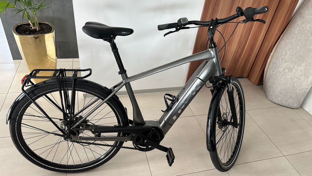 Trek District + 7 na pasku Shimano nexus rozmiar L