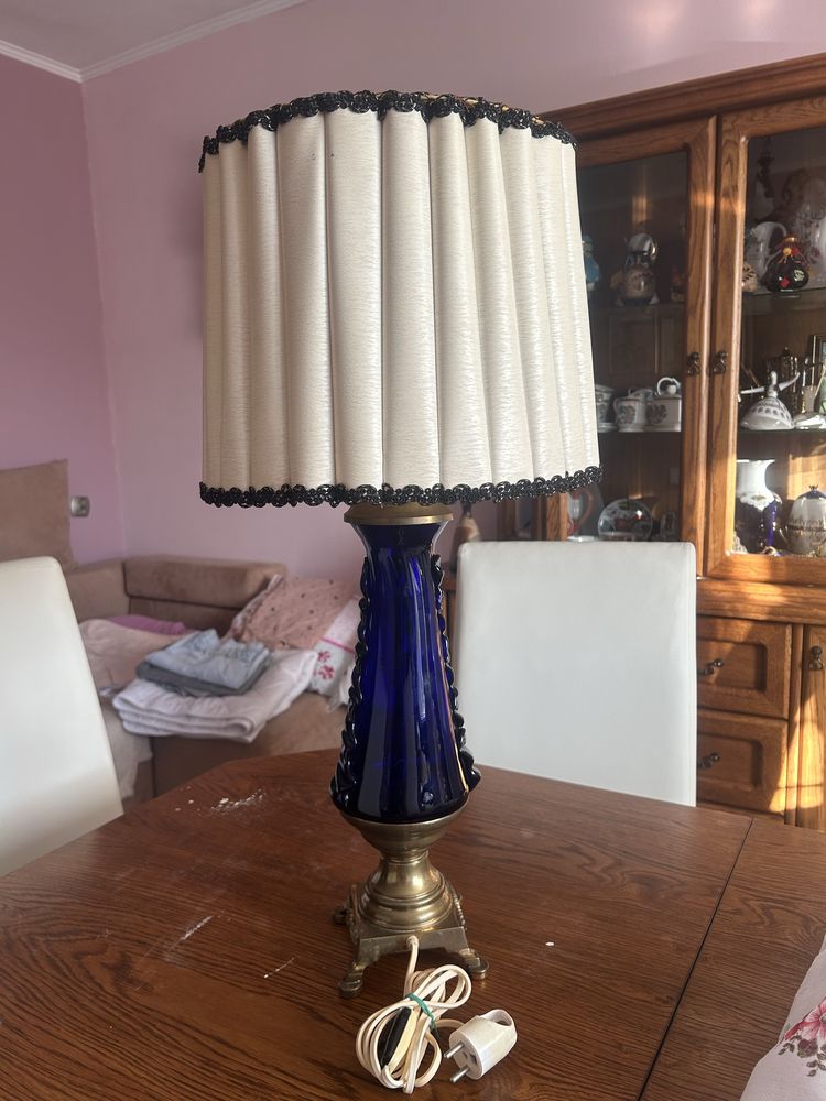 Lampa poecelanowa z abazurem