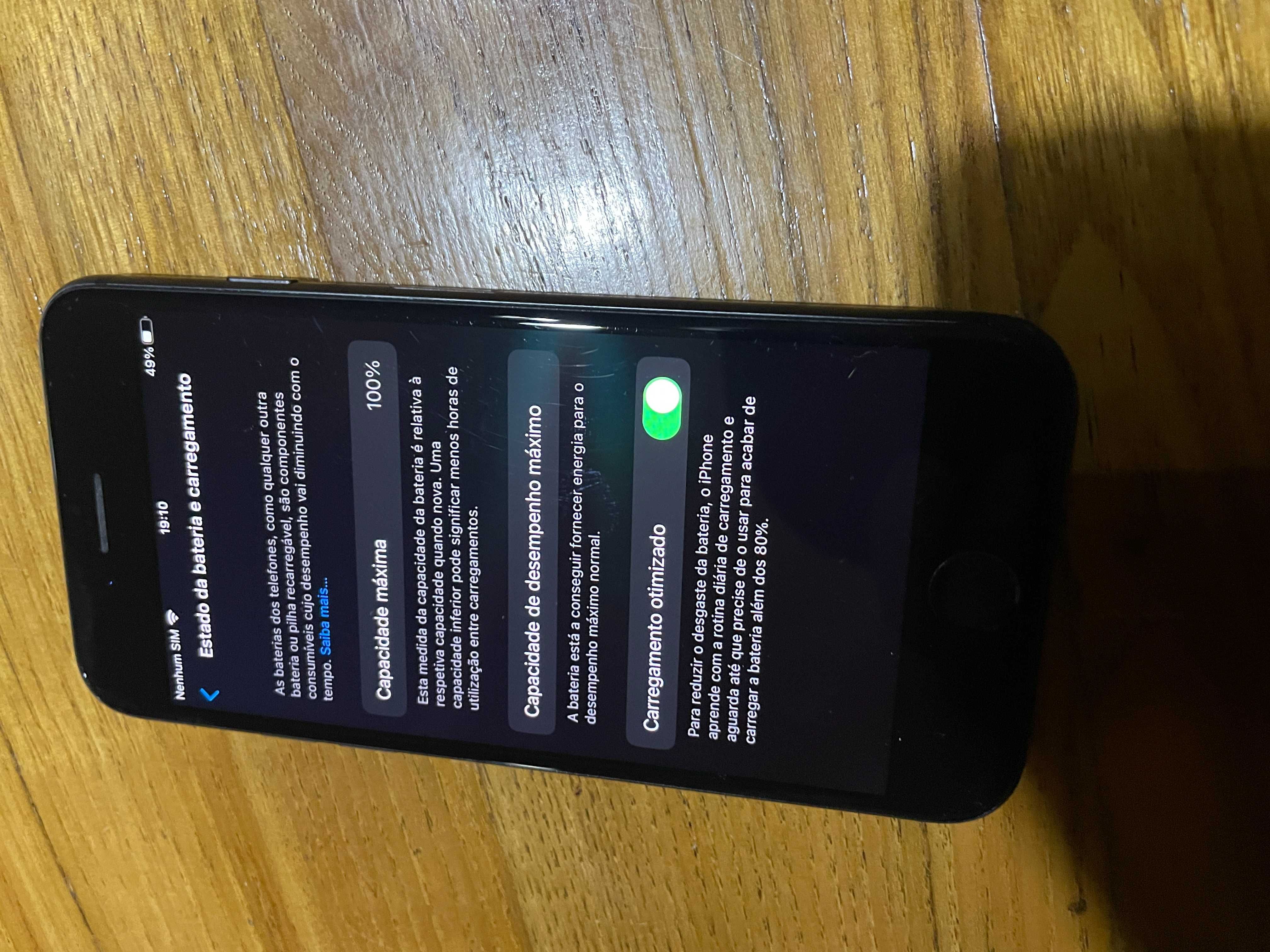 iphone 8 com bateria nova e caixa original.