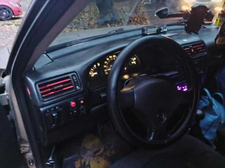 Продам Опель вектра а