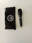 2 Microfones akg e dois suportes
