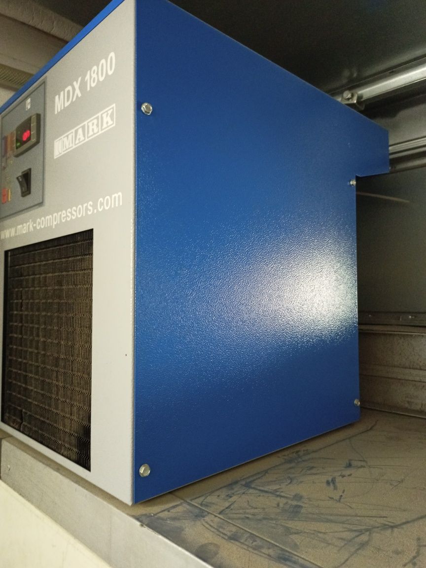 Osuszacz ziębniczy Mark MDX 1800 w stanie bardzo dobrym WARTO !!