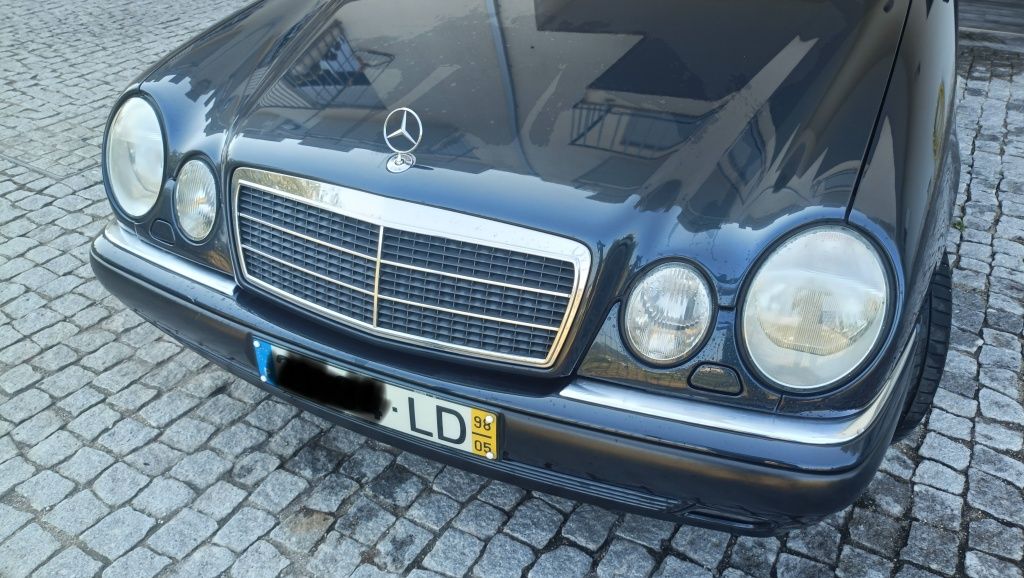 Mercedes Benz E320 V6 gasolina