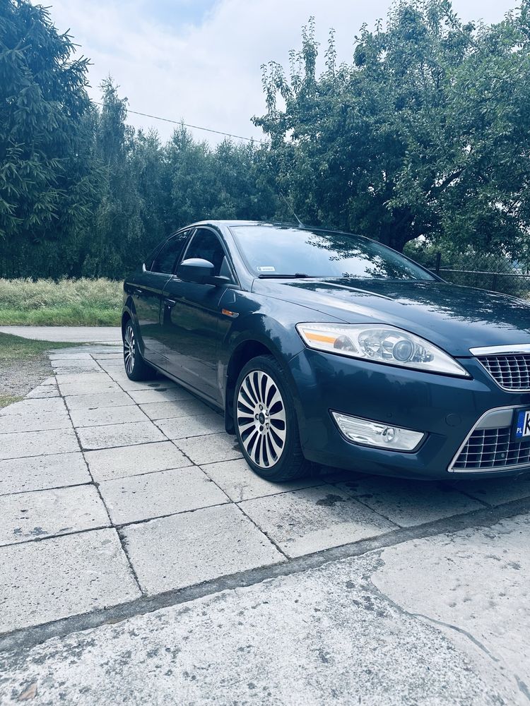 Ford mondeo mk4 titanium