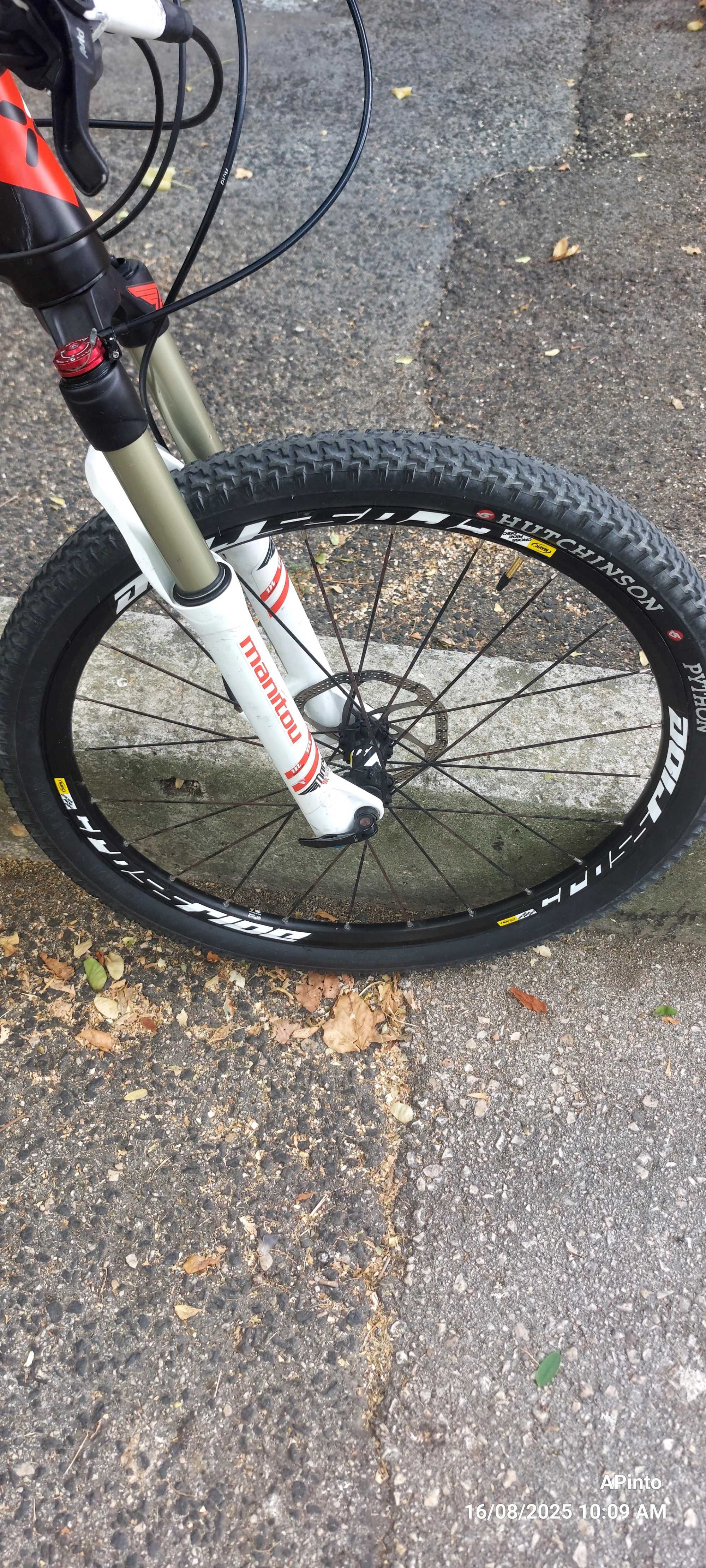 Bicicleta rockrider R8.3