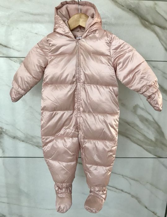 Зимовий, найулюбленіший комбінезон на пуху GAP 12-18, 18-24міс.
