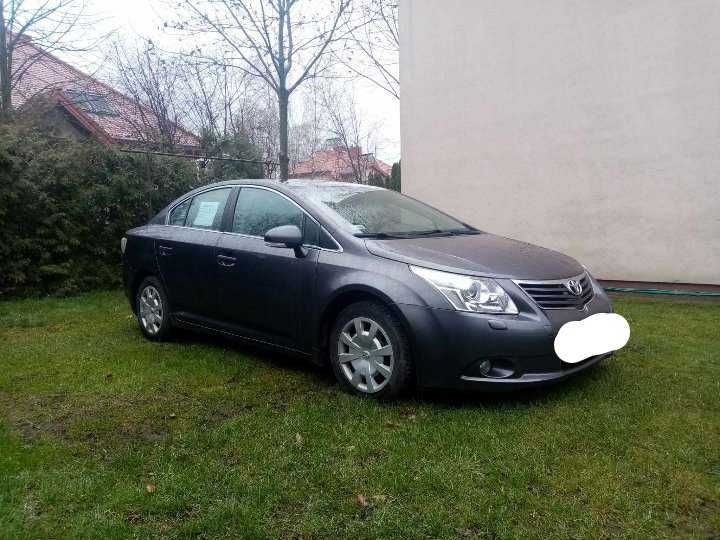 Toyota Avensis t 27 2. 0 D4D z polskiego salonu