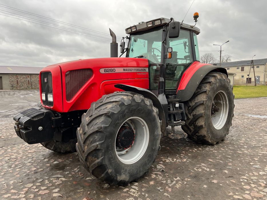 Massey Ferguson 8280