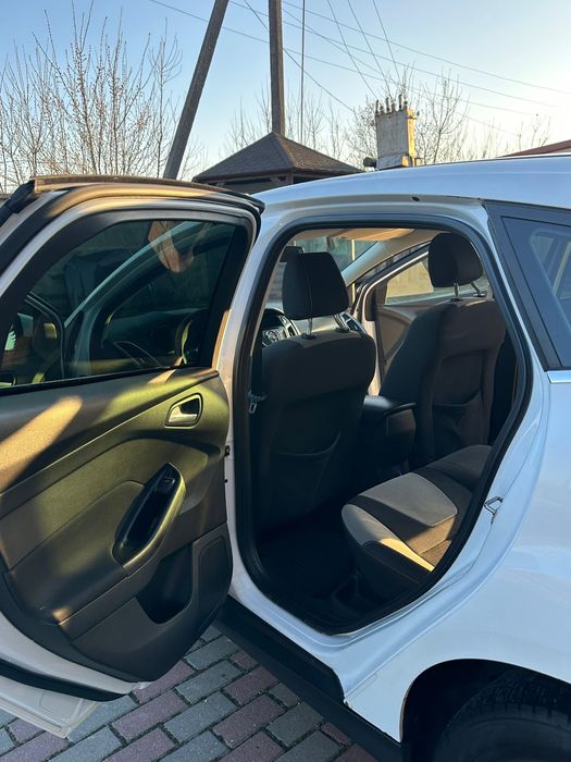 Продам свій приватний автомобіль перший власник від салону